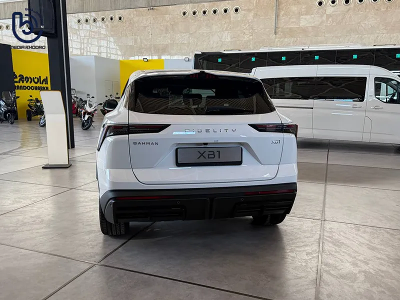 فیدلیتی XB1 نمای پشت